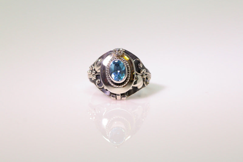 Sterling Silver Poison Ring w/Gemstone